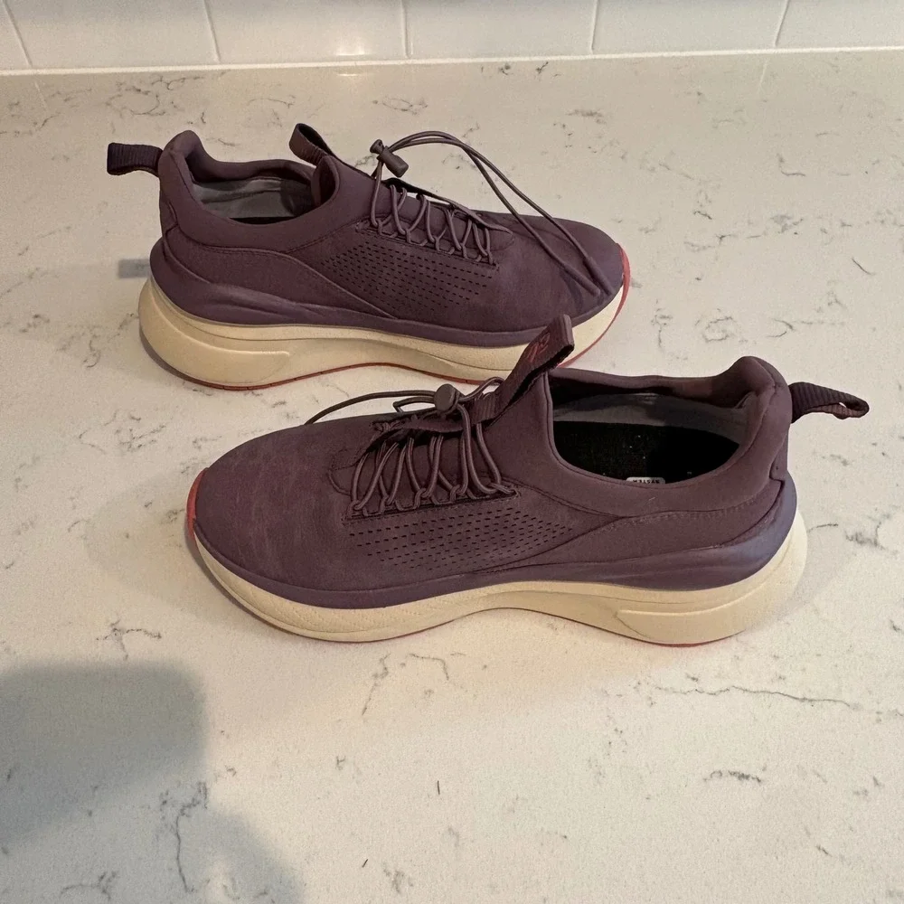 Clove supercush sneakers